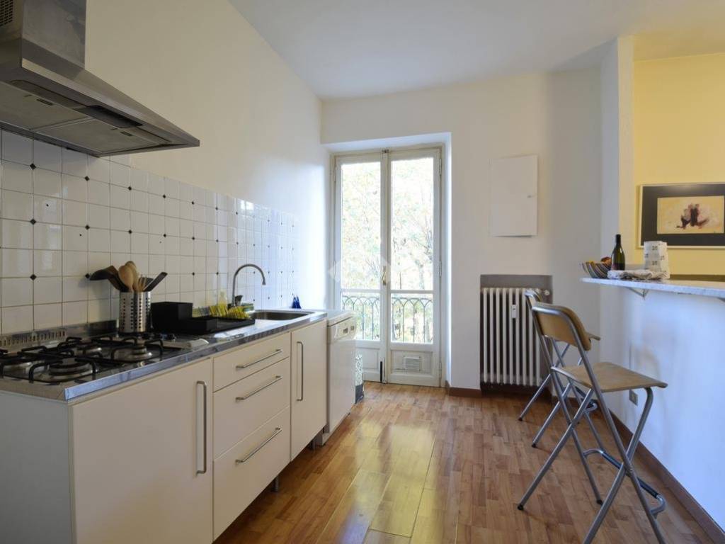 appartamento in vendita a Torino in zona Rosa