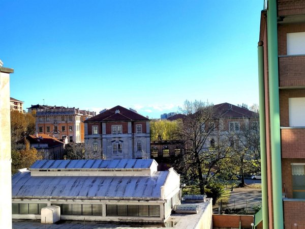 appartamento in vendita a Torino in zona Pozzo Strada