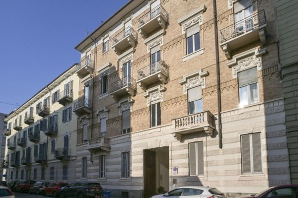 appartamento in vendita a Torino in zona Cit Turin