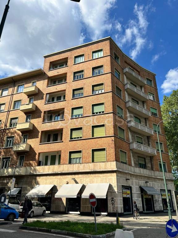 appartamento in vendita a Torino in zona San Salvario