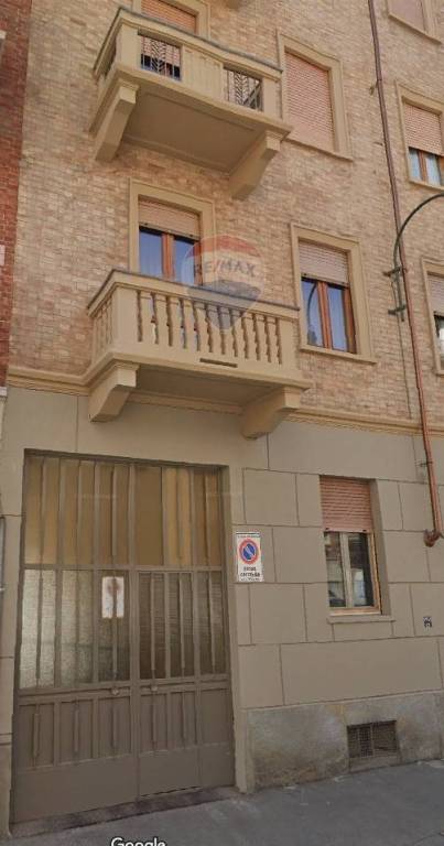 locale di sgombero in vendita a Torino in zona Cenisia
