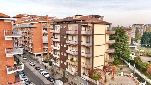 appartamento in vendita a Torino in zona Lucento