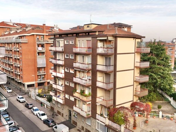 appartamento in vendita a Torino in zona Vallette