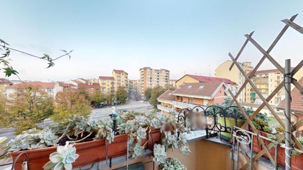 appartamento in vendita a Torino in zona Mirafiori Sud