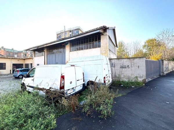 quadrivano in vendita a Torino in zona Madonna di Campagna