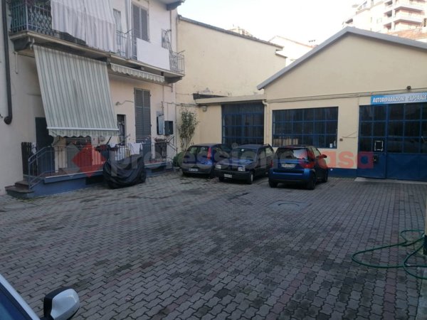 ufficio in vendita a Torino in zona San Donato