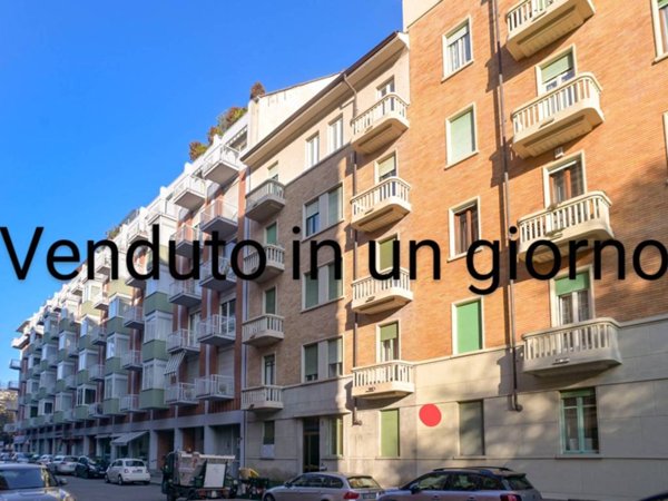 appartamento in vendita a Torino in zona Parella