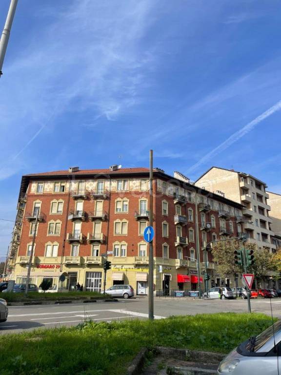 appartamento in vendita a Torino in zona Madonna di Campagna