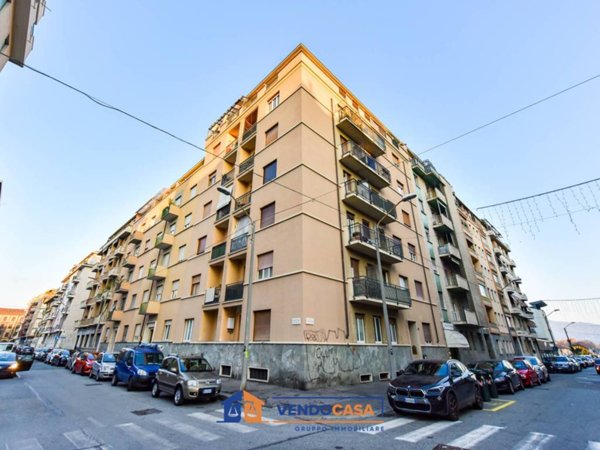 appartamento in vendita a Torino in zona Santa Rita