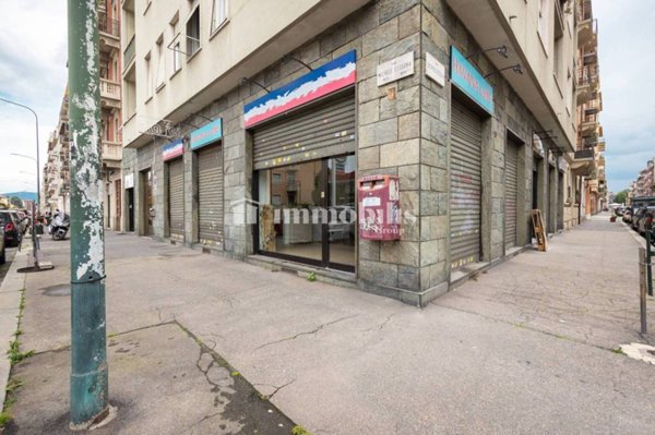 appartamento in vendita a Torino in zona Parella