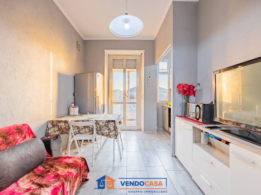 appartamento in vendita a Torino in zona Borgo San Paolo
