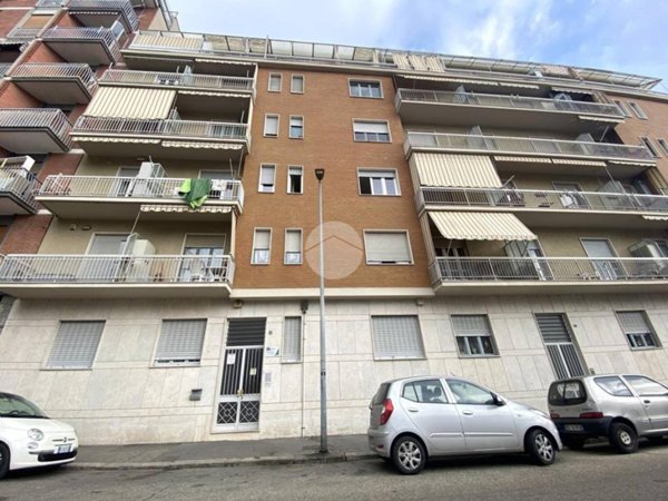 appartamento in vendita a Torino in zona Lucento