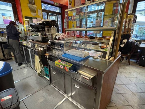 negozio in vendita a Torino in zona San Salvario