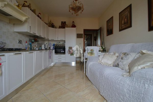 appartamento in vendita a Torino in zona Borgata Vittoria