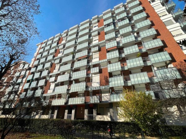 appartamento in vendita a Torino in zona Lingotto