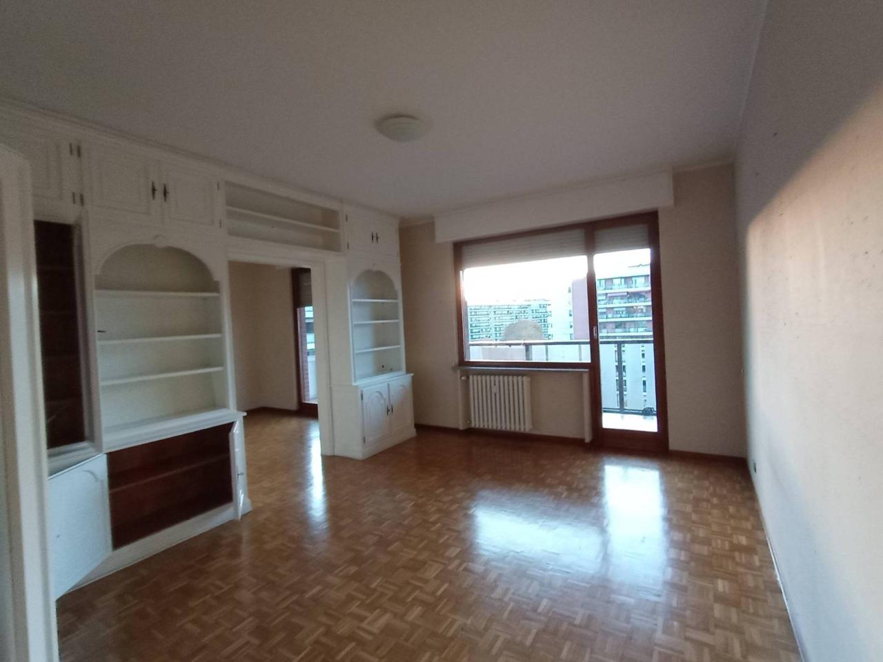 appartamento in vendita a Torino in zona Mirafiori Nord