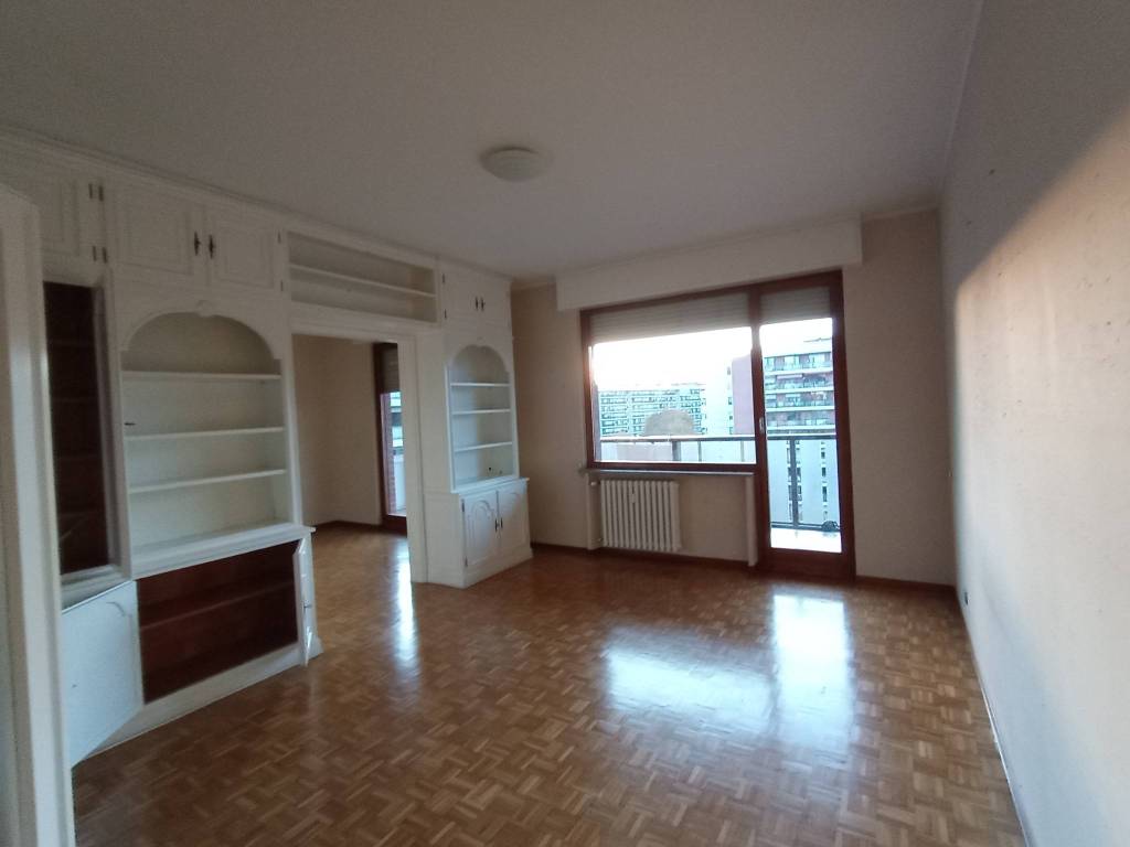 appartamento in vendita a Torino in zona Mirafiori Nord