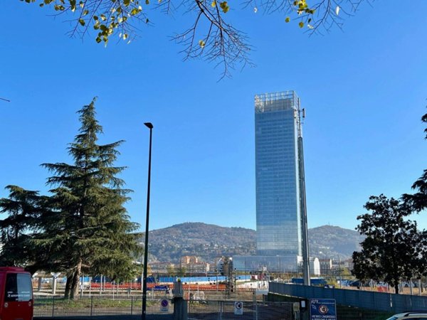 appartamento in vendita a Torino in zona Lingotto