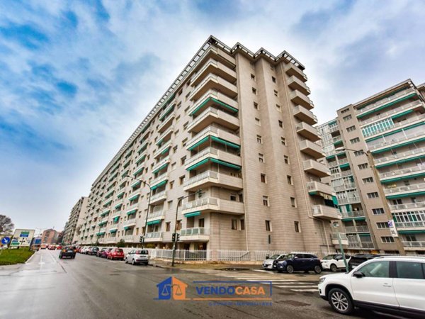 appartamento in vendita a Torino in zona Santa Rita