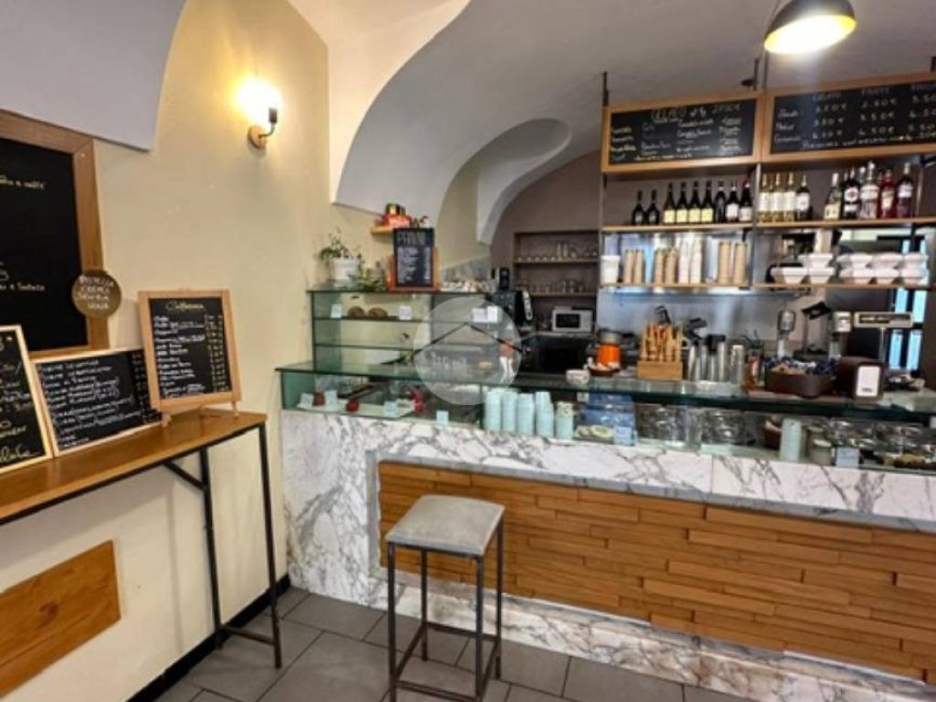 negozio in vendita a Torino in zona Rosa