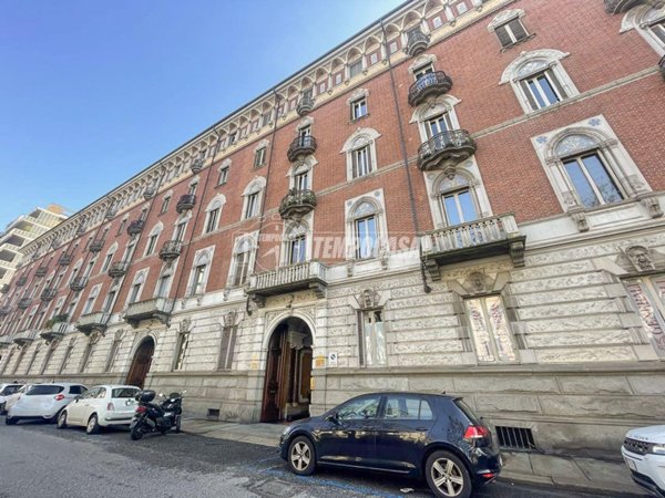 appartamento in vendita a Torino in zona Centro Storico