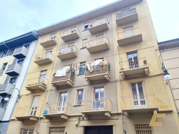 appartamento in vendita a Torino in zona Cenisia