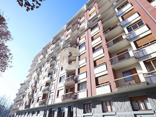 appartamento in vendita a Torino in zona Campidoglio