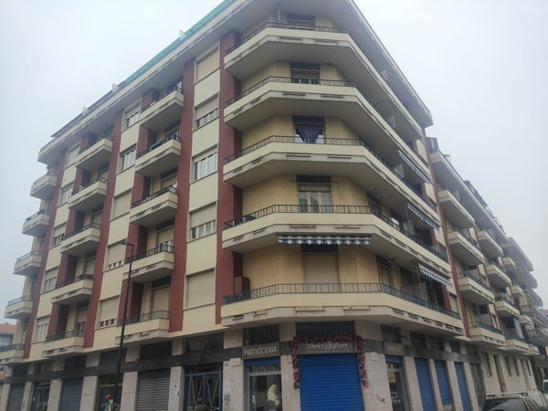 appartamento in vendita a Torino in zona Lucento