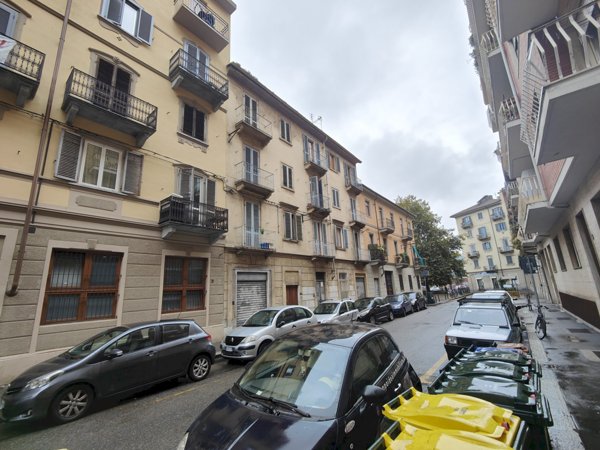 appartamento in vendita a Torino in zona Regio Parco