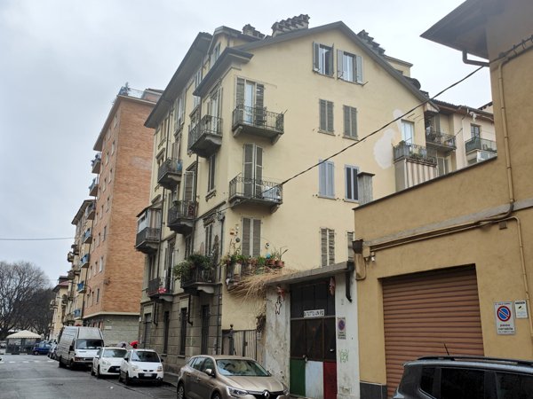 appartamento in vendita a Torino in zona Aurora