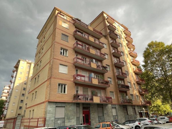 appartamento in vendita a Torino in zona Mirafiori Nord
