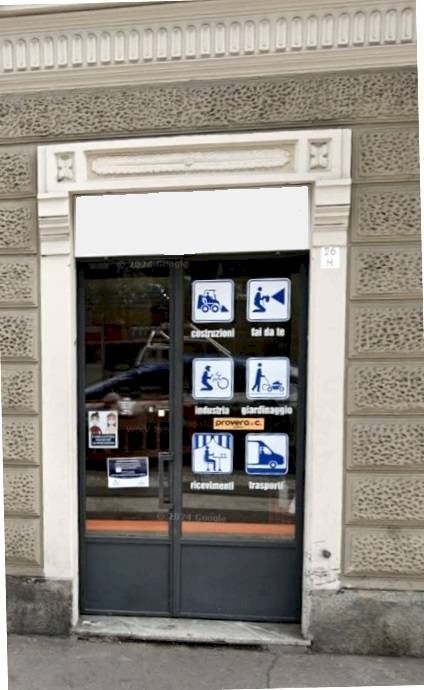 negozio in vendita a Torino in zona Vanchiglia