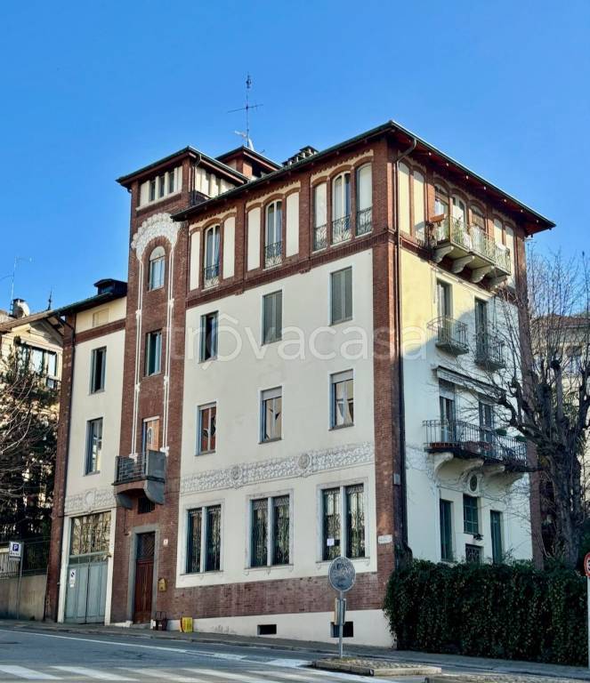 appartamento in vendita a Torino in zona Gran Madre