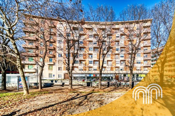appartamento in vendita a Torino in zona Cit Turin