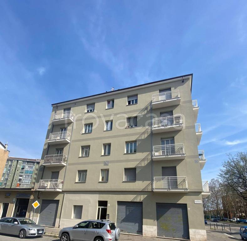 appartamento in vendita a Torino in zona Mirafiori Nord
