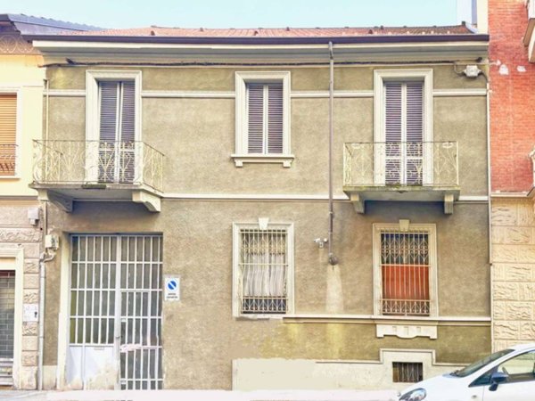 casa indipendente in vendita a Torino in zona Rebaudengo