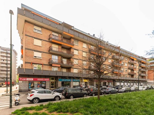 appartamento in vendita a Torino in zona Pozzo Strada