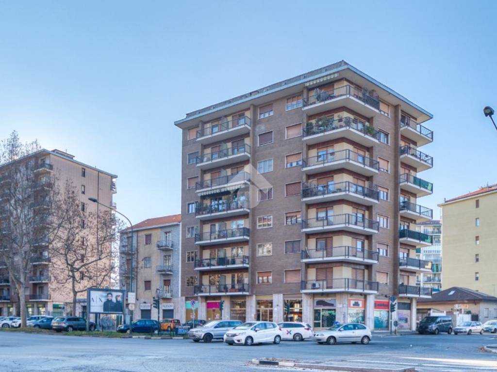 appartamento in vendita a Torino in zona Santa Rita