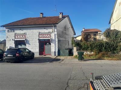 negozio in vendita a Torino in zona Barca