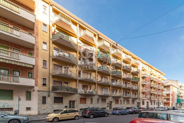 appartamento in vendita a Torino in zona Borgata Vittoria
