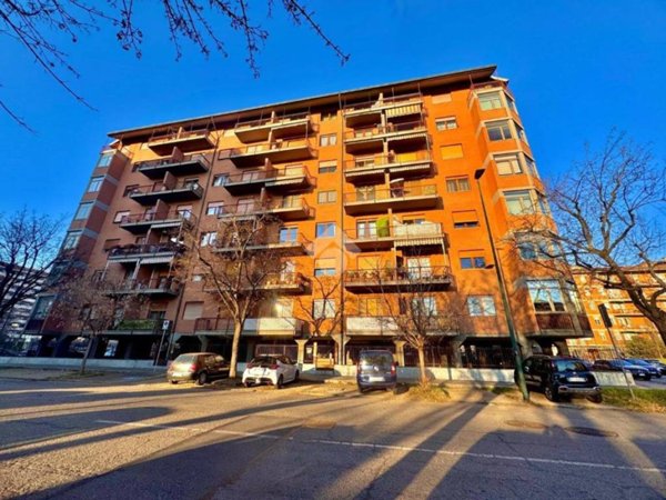 appartamento in vendita a Torino in zona Mirafiori Nord
