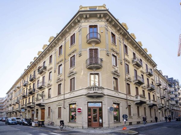 negozio in vendita a Torino in zona Crocetta