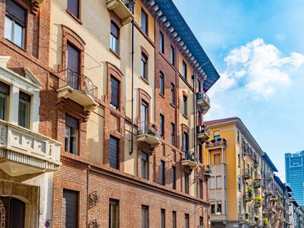 appartamento in vendita a Torino in zona Cit Turin