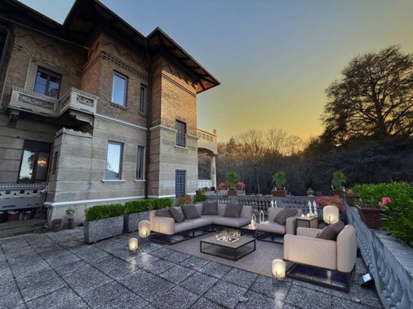 casa indipendente in vendita a Torino in zona Borgo Po