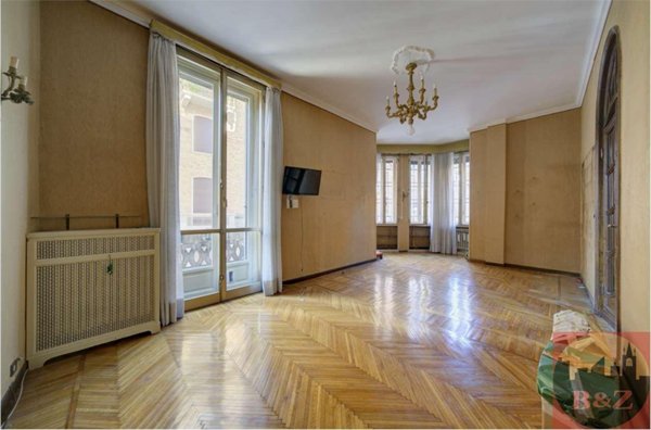 appartamento in vendita a Torino in zona Centro Storico