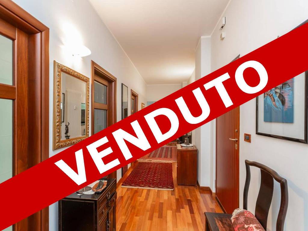 appartamento in vendita a Torino in zona Santa Rita
