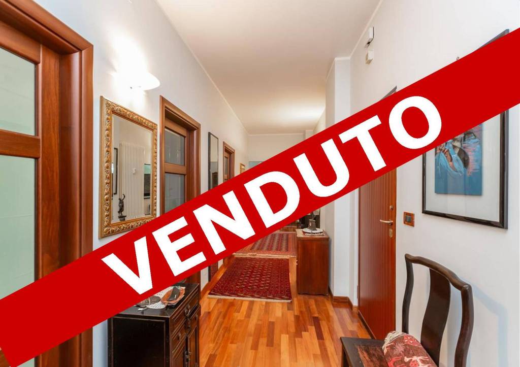 appartamento in vendita a Torino in zona Santa Rita