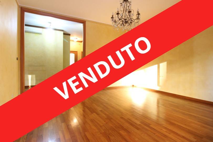 appartamento in vendita a Torino in zona Santa Rita