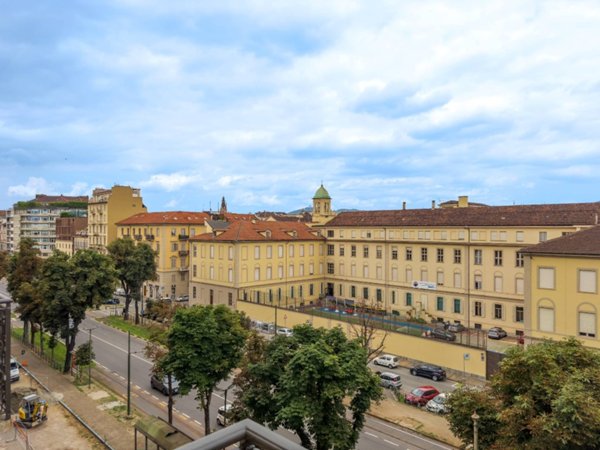 appartamento in vendita a Torino in zona Centro Storico