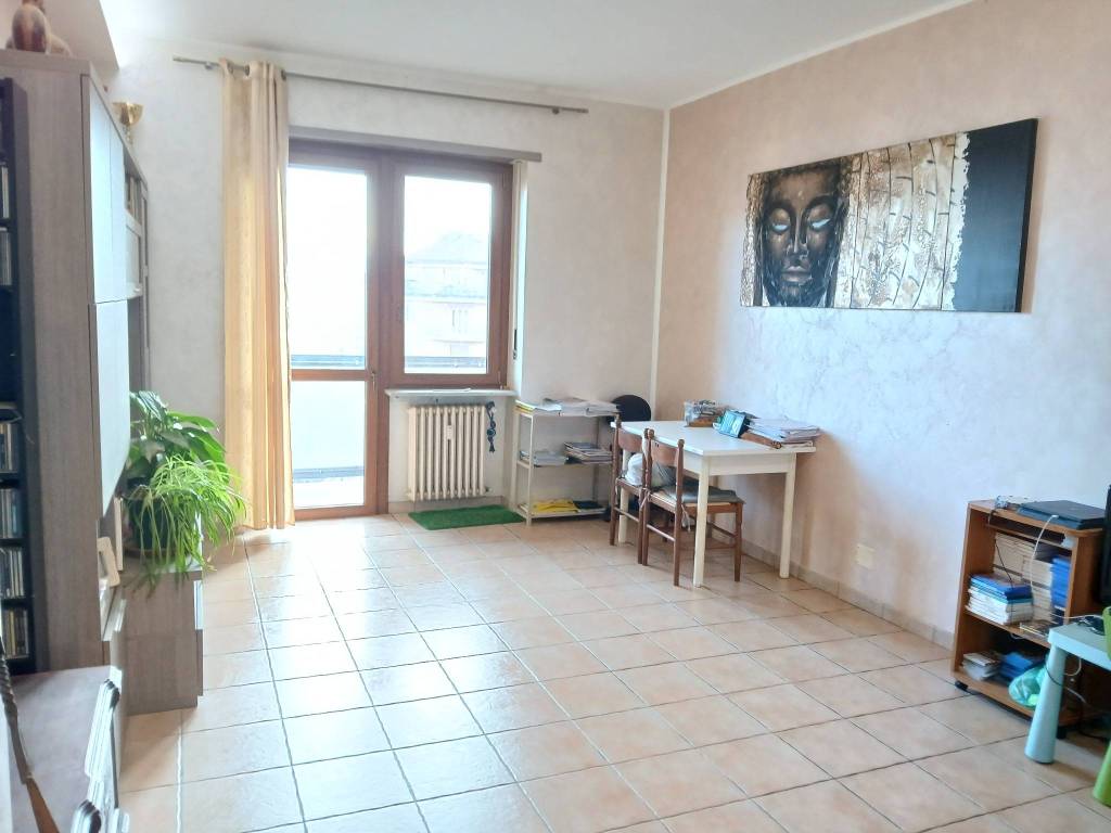 appartamento in vendita a Torino in zona Mirafiori Nord